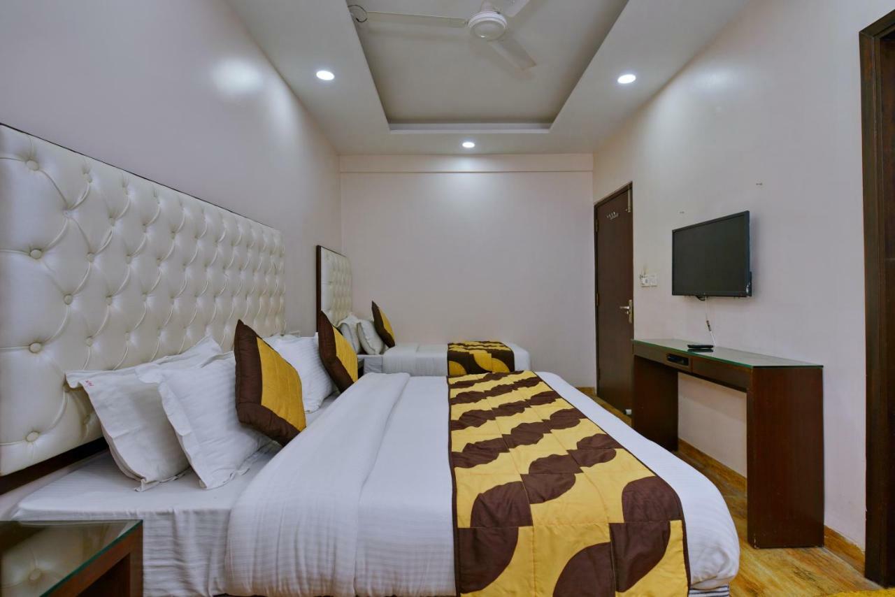 Hotel Kabeer New Delhi @ New Delhi Railway Station מראה חיצוני תמונה