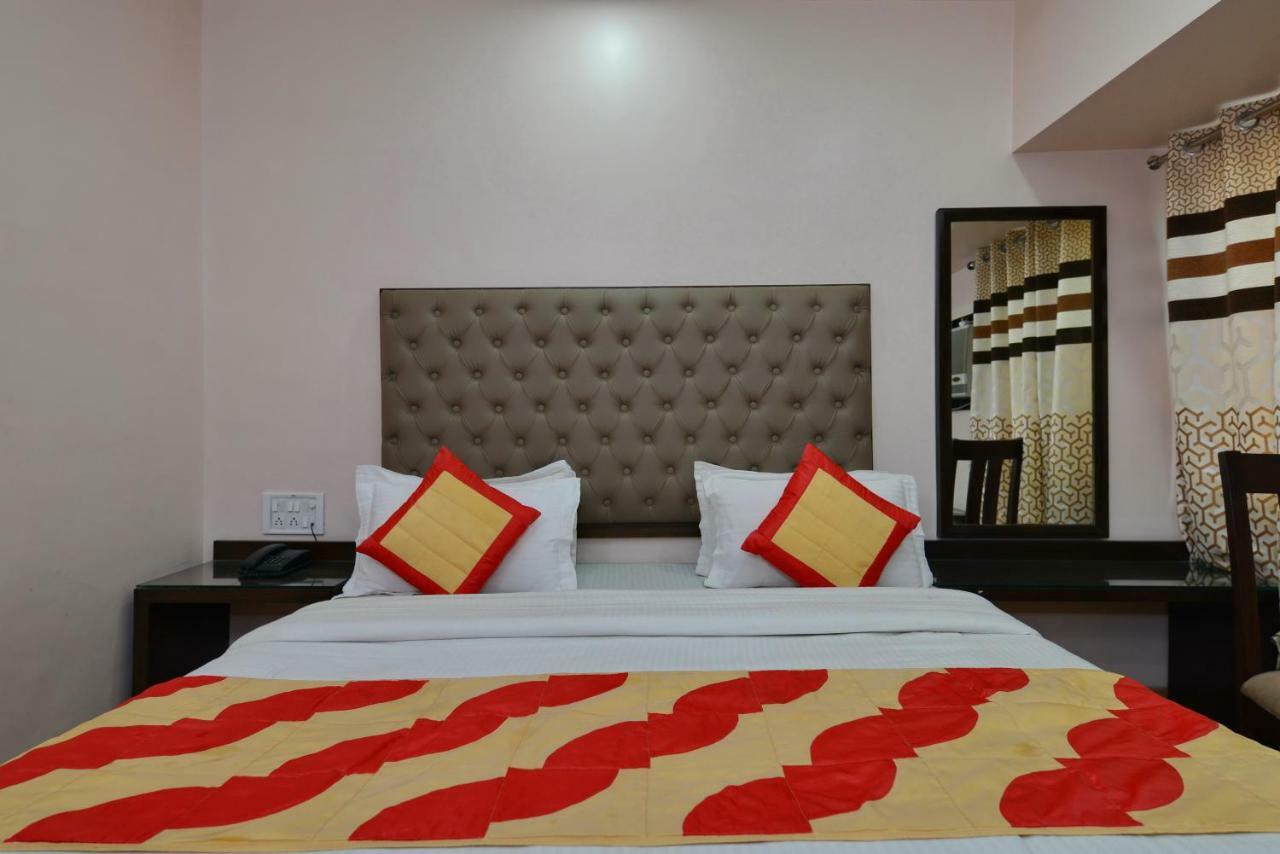 Hotel Kabeer New Delhi @ New Delhi Railway Station מראה חיצוני תמונה
