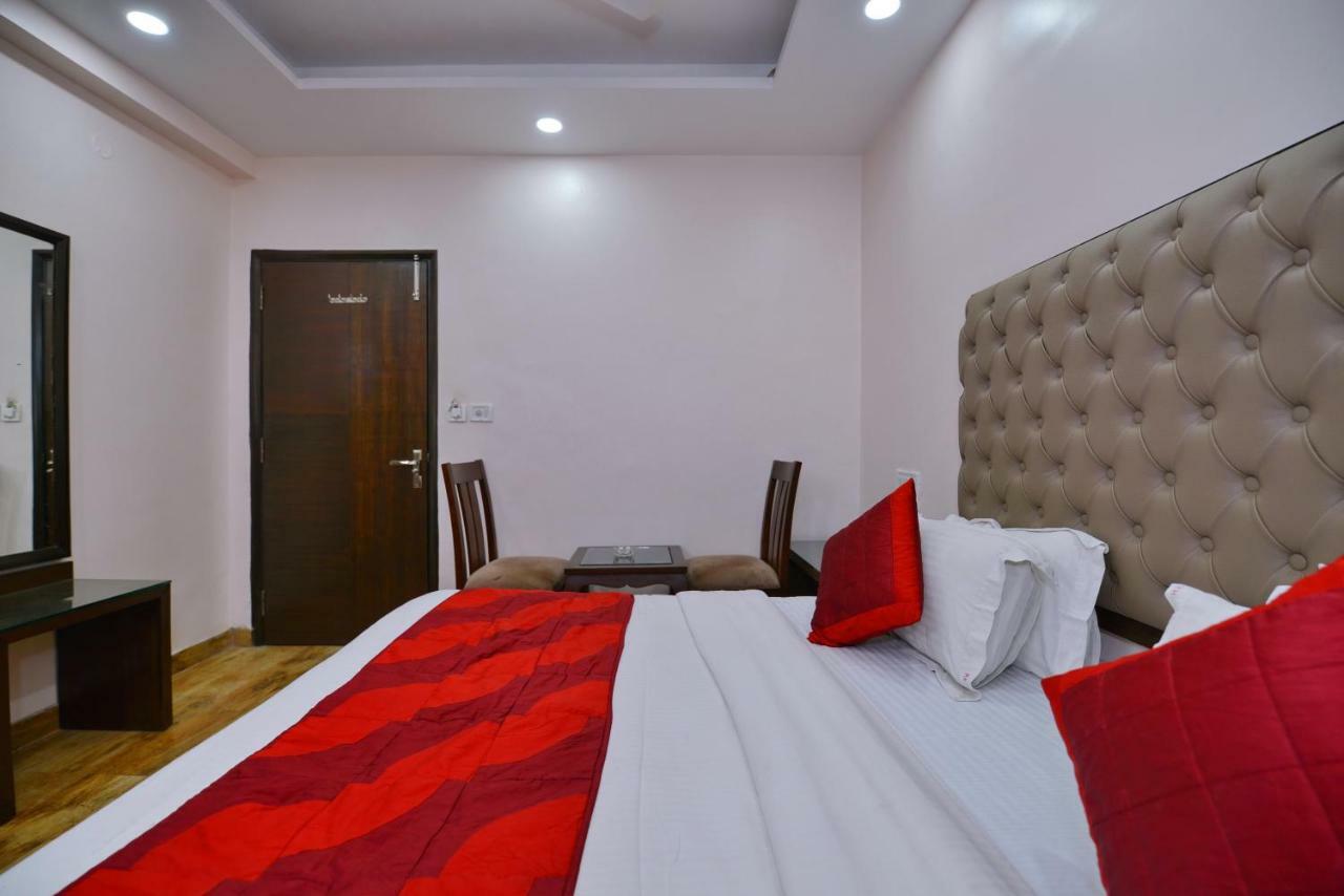Hotel Kabeer New Delhi @ New Delhi Railway Station מראה חיצוני תמונה