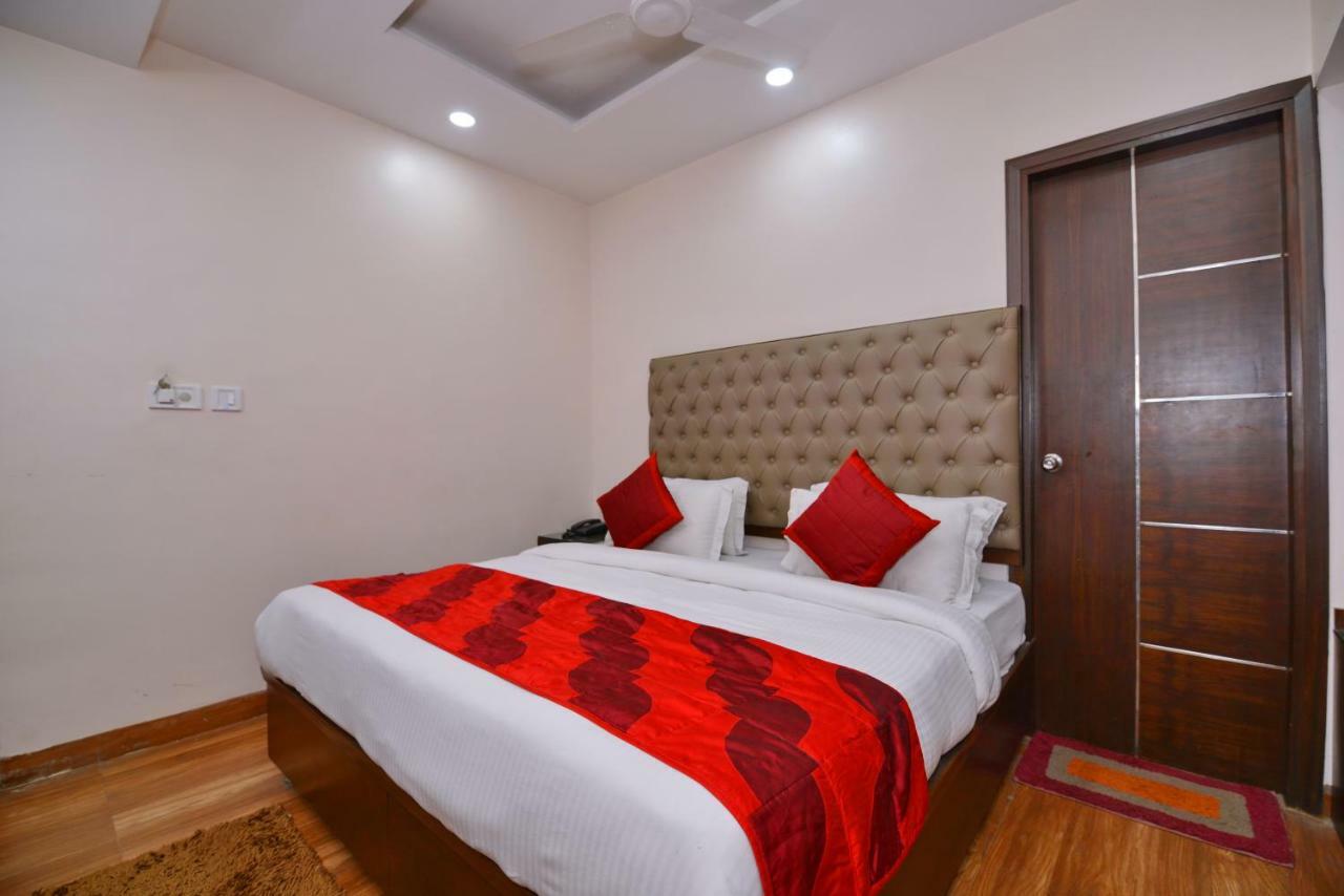 Hotel Kabeer New Delhi @ New Delhi Railway Station מראה חיצוני תמונה