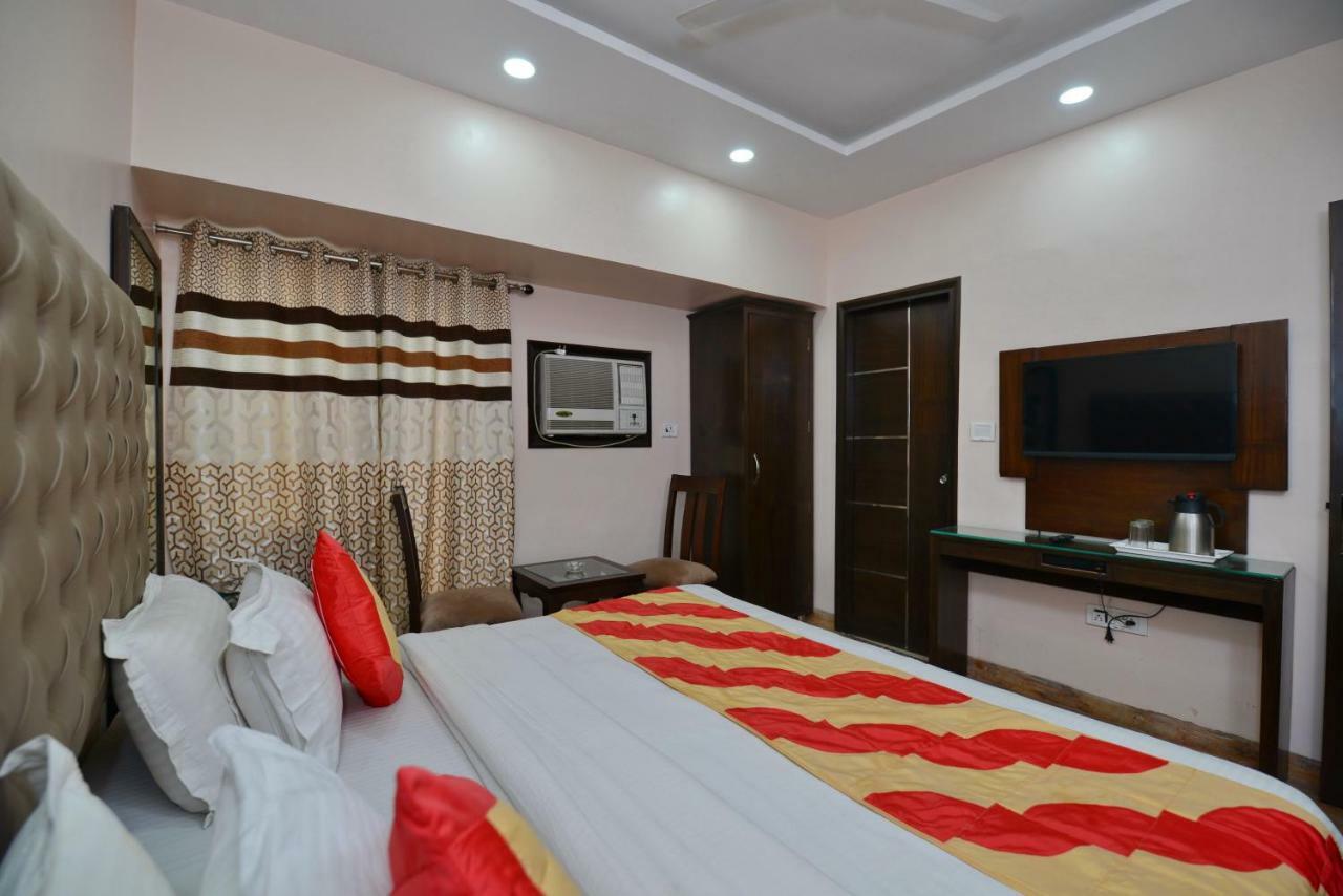 Hotel Kabeer New Delhi @ New Delhi Railway Station מראה חיצוני תמונה